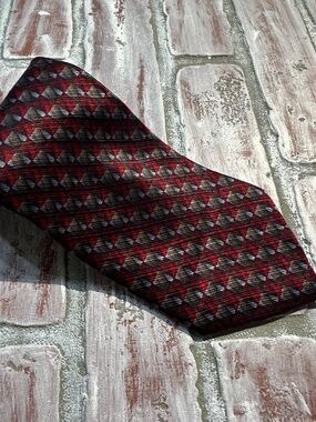 Vintage NUBIO Collezione Esclusivo Silk Tie 90s Geometric Red Grey Black Teflon